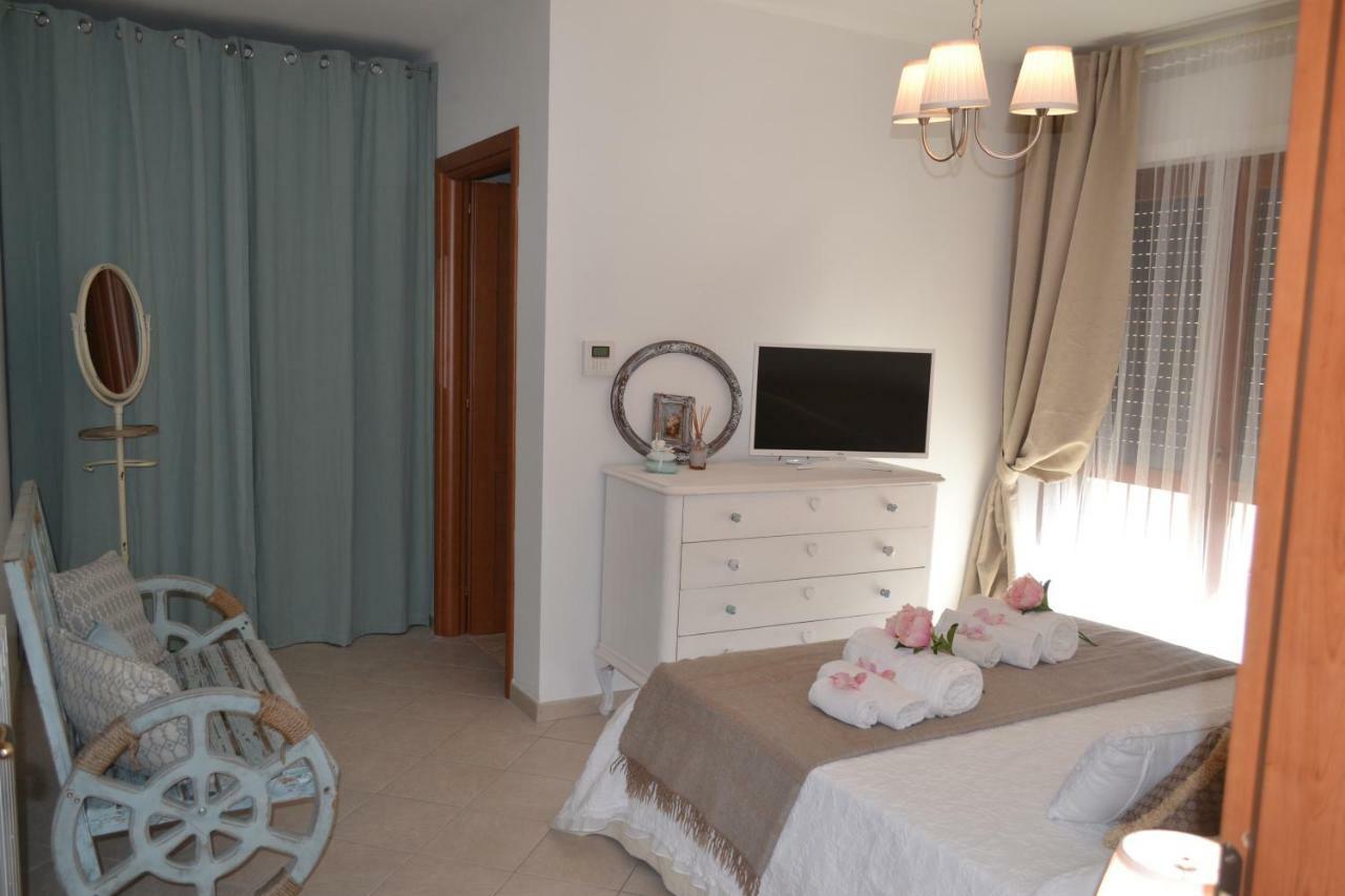 Airport & Fair Suite Apartments Fiumicino Bagian luar foto