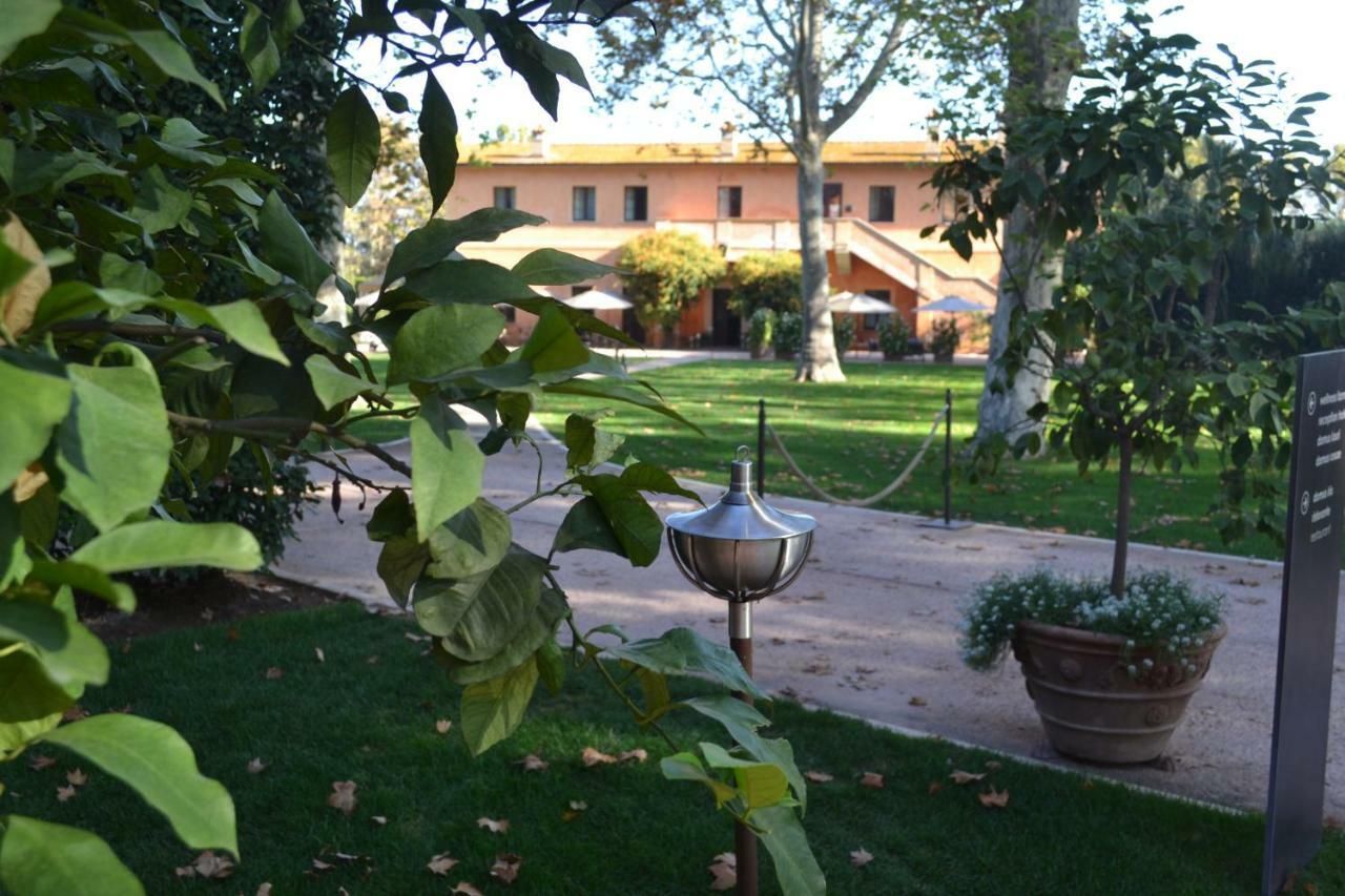 Airport & Fair Suite Apartments Fiumicino Bagian luar foto
