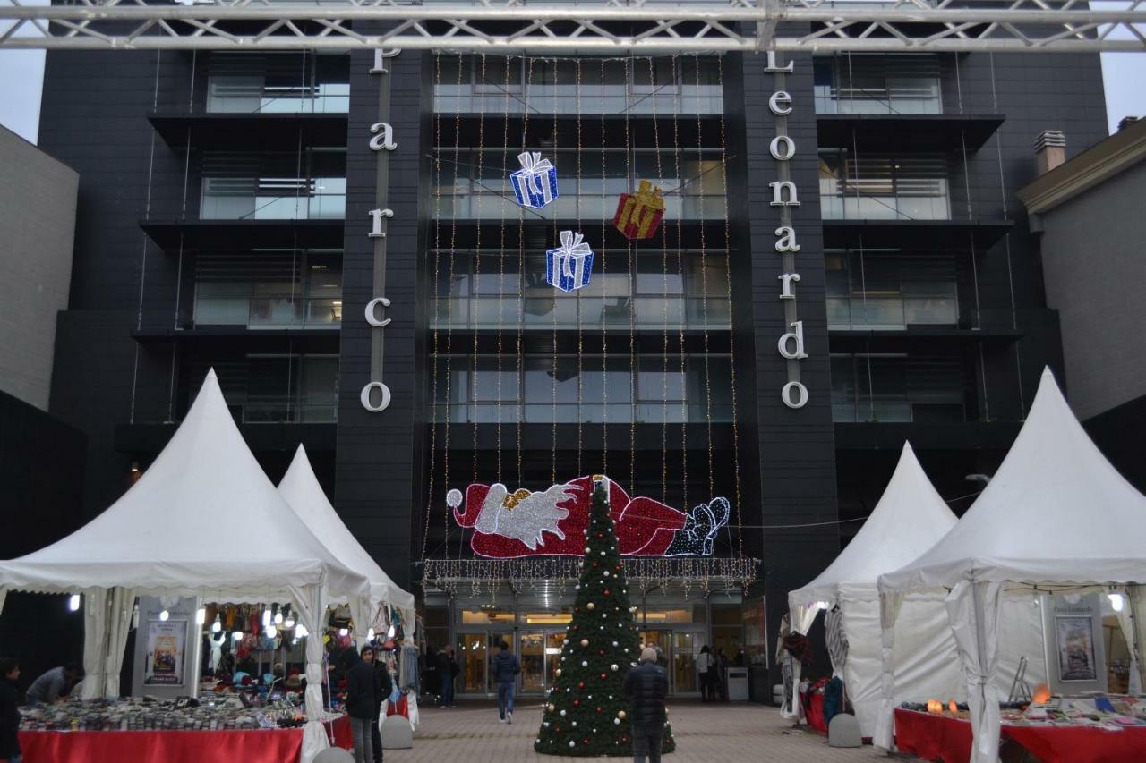Airport & Fair Suite Apartments Fiumicino Bagian luar foto