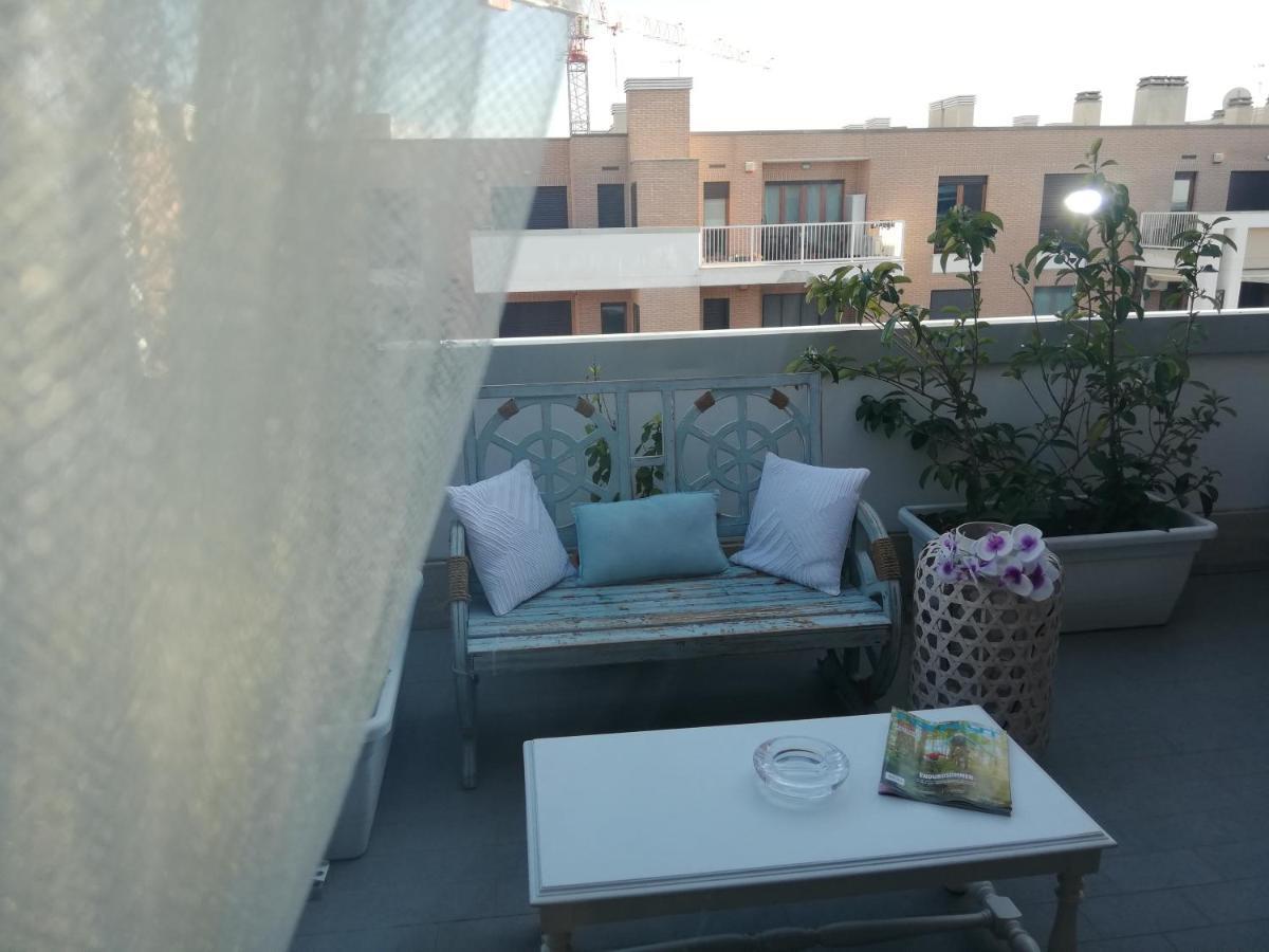 Airport & Fair Suite Apartments Fiumicino Bagian luar foto